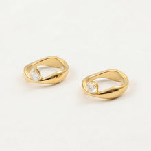 Load image into Gallery viewer, Stainless steel wavy arc-shaped ring set with zirconium