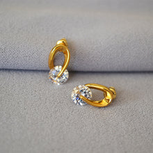 Load image into Gallery viewer, 925 silver needle white zircon copper stud earrings