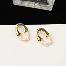 Load image into Gallery viewer, Golden stainless steel freshwater pearl earrings