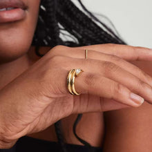Load image into Gallery viewer, 18K gold stainless steel spiral arc surface three-ring zirconium-set ring