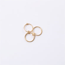Load image into Gallery viewer, A golden three-ring ring