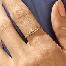 Load image into Gallery viewer, 18K gold stainless steel fine ring