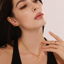 Load image into Gallery viewer, Copper rice bead chain bow freshwater pearl tassel pendant necklace