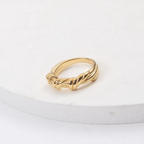 18K gold stainless steel twisted knot ring