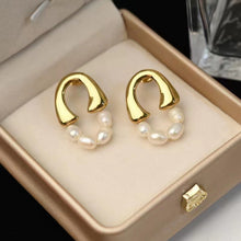 Load image into Gallery viewer, Golden stainless steel freshwater pearl earrings