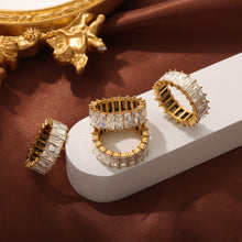 Load image into Gallery viewer, Stainless steel ring set with zircon