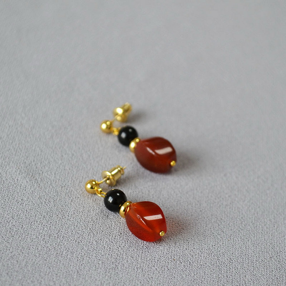 Black and red agate beaded 925 silver needle earrings
