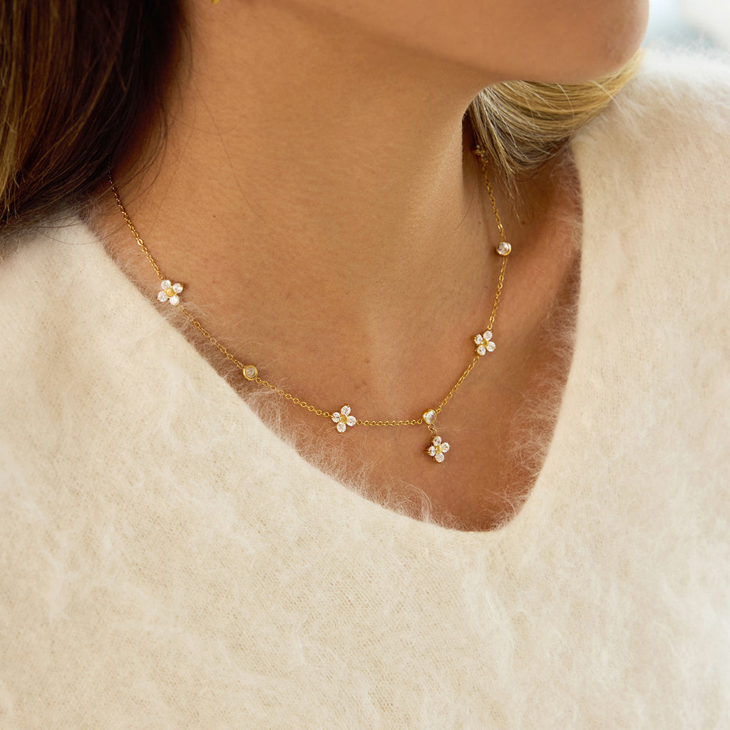 18K stainless steel white zircon four-leaf clover necklace