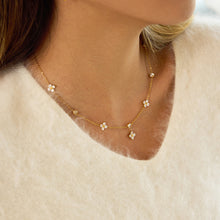 Load image into Gallery viewer, 18K stainless steel white zircon four-leaf clover necklace