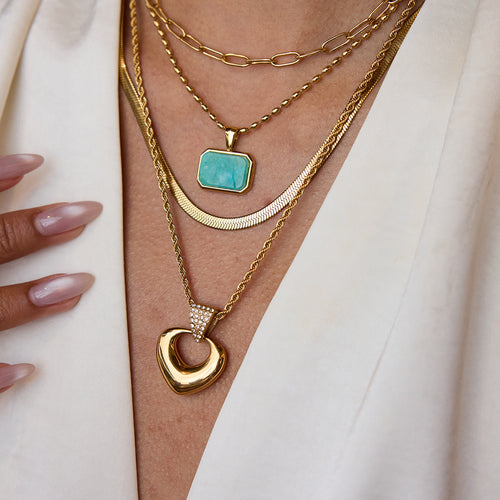 Stainless steel heart-shaped pendant necklace