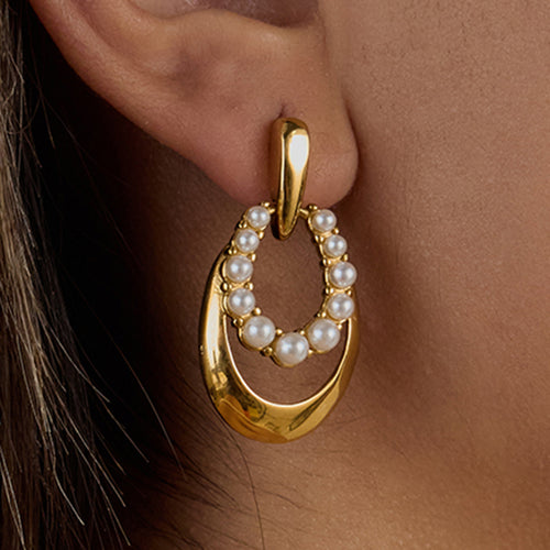 Golden stainless steel pearl earrings