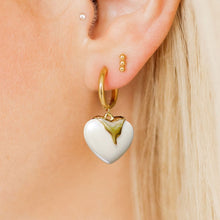 Load image into Gallery viewer, Heart-shaped resin pearl pendant stainless steel earrings