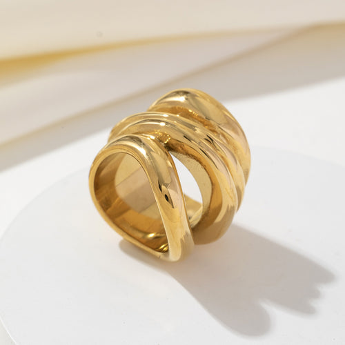 18K gold multi-layer cross-perforated ring