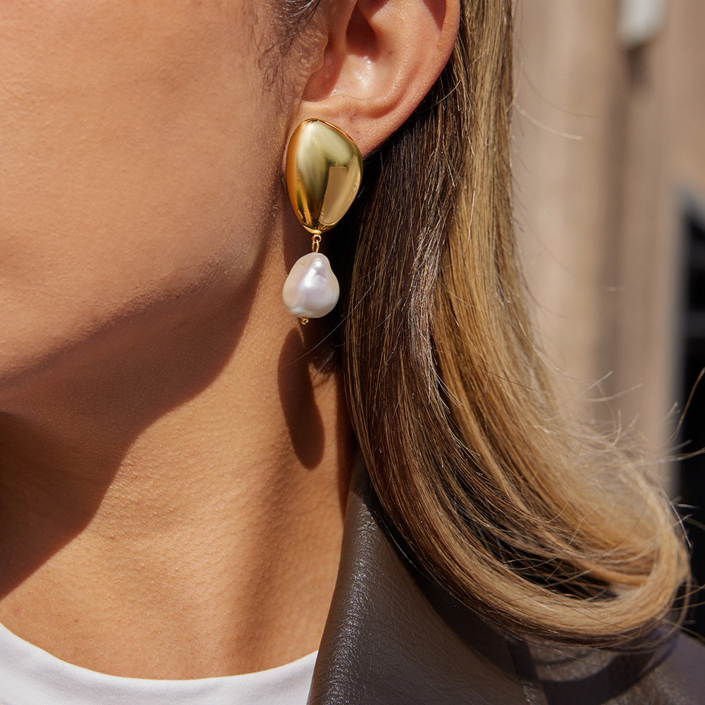Golden stainless steel pearl pendant earrings