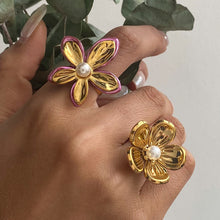 Load image into Gallery viewer, Stainless steel flower pearl ring