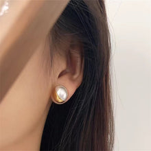 Load image into Gallery viewer, Stainless steel pearl hemispherical metal round ear studs
