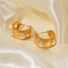 Load image into Gallery viewer, 18K gold stainless steel C-shaped pearl earrings
