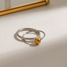 Load image into Gallery viewer, A stainless steel gold and silver color-matched double-ring ring