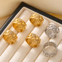 Load image into Gallery viewer, 18K real gold stainless steel diamond-encrusted double-layered heart-shaped ring
