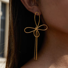 Load image into Gallery viewer, Stainless steel butterfly tassel stud earrings