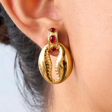 Load image into Gallery viewer, Stainless steel red cat&#39;s eye shell earrings