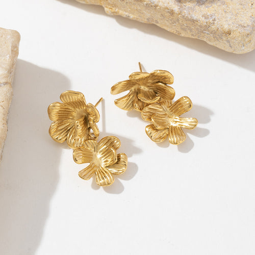 Stainless steel vintage texture golden flower earrings