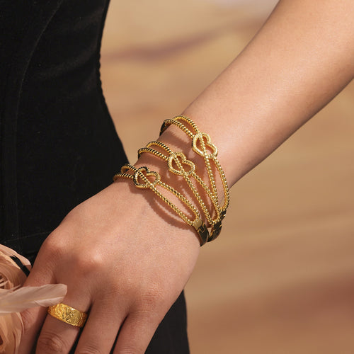 Stainless steel heart-shaped hollow line bracelet