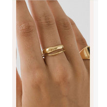 Load image into Gallery viewer, A simple stainless steel ring set of 2 pieces