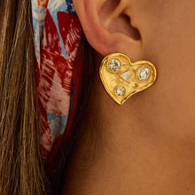 Load image into Gallery viewer, Golden stainless steel heart-shaped zirconium-set earrings
