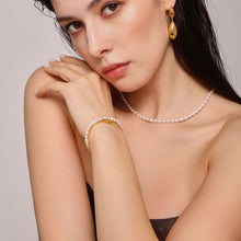 Load image into Gallery viewer, Stainless steel three-layer round plate freshwater pearl beaded bracelet