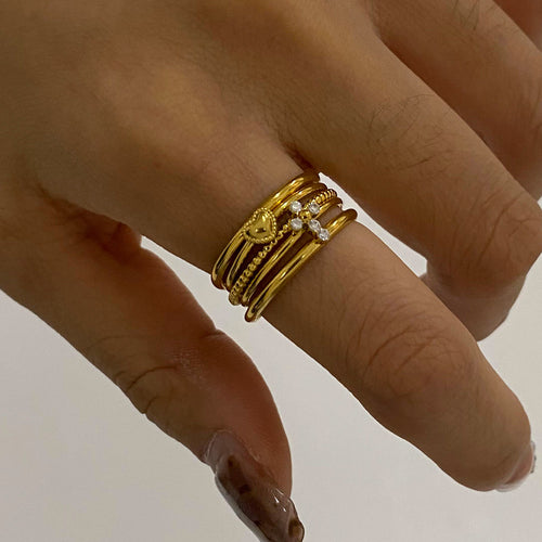 Stainless steel overlapping ring three-piece set