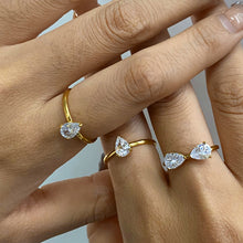Load image into Gallery viewer, A 3-piece set of stainless steel diamond-encrusted stackable rings