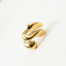 Load image into Gallery viewer, 18K gold stainless steel spiral three-layer smooth ring