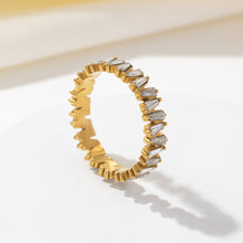 Load image into Gallery viewer, A golden stainless steel ring set with zirconium