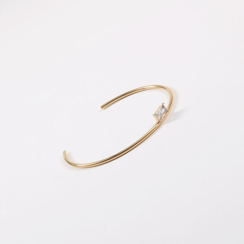 Golden C-shaped small square diamond stainless steel thin bracelet