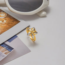 Load image into Gallery viewer, An 18K gold, stainless steel, gold and silver color-matched five-pointed star opening ring