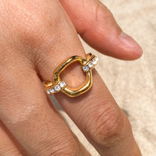 Load image into Gallery viewer, Stainless steel rhinestone ring