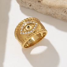 Load image into Gallery viewer, Stainless steel zirconium-encrusted Devil&#39;s Eye ring