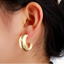Load image into Gallery viewer, Double-color enamel drop glaze C-shaped ear rings