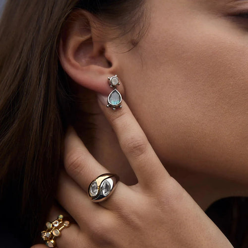 Stainless steel gold steel ring with zirconium inlay