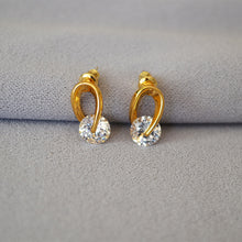Load image into Gallery viewer, 925 silver needle white zircon copper stud earrings