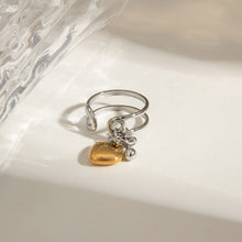 Load image into Gallery viewer, Stainless steel gold and silver color-matched heart-shaped pendant open ring
