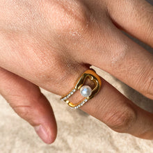 Load image into Gallery viewer, 18K gold stainless steel pearl diamond-encrusted ring