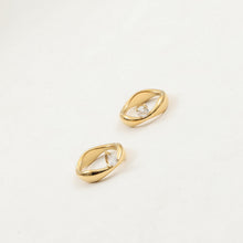 Load image into Gallery viewer, Stainless steel wavy arc-shaped ring set with zirconium