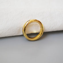 Load image into Gallery viewer, A brass zircon ring plated with 18K gold