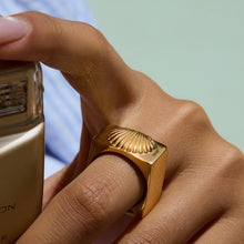 Load image into Gallery viewer, 18K gold vintage stainless steel ring