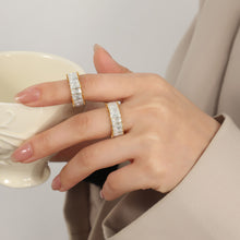 Load image into Gallery viewer, Stainless steel ring set with zircon
