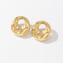 Load image into Gallery viewer, Stainless steel 18K gold round embossed hollowed-out earrings