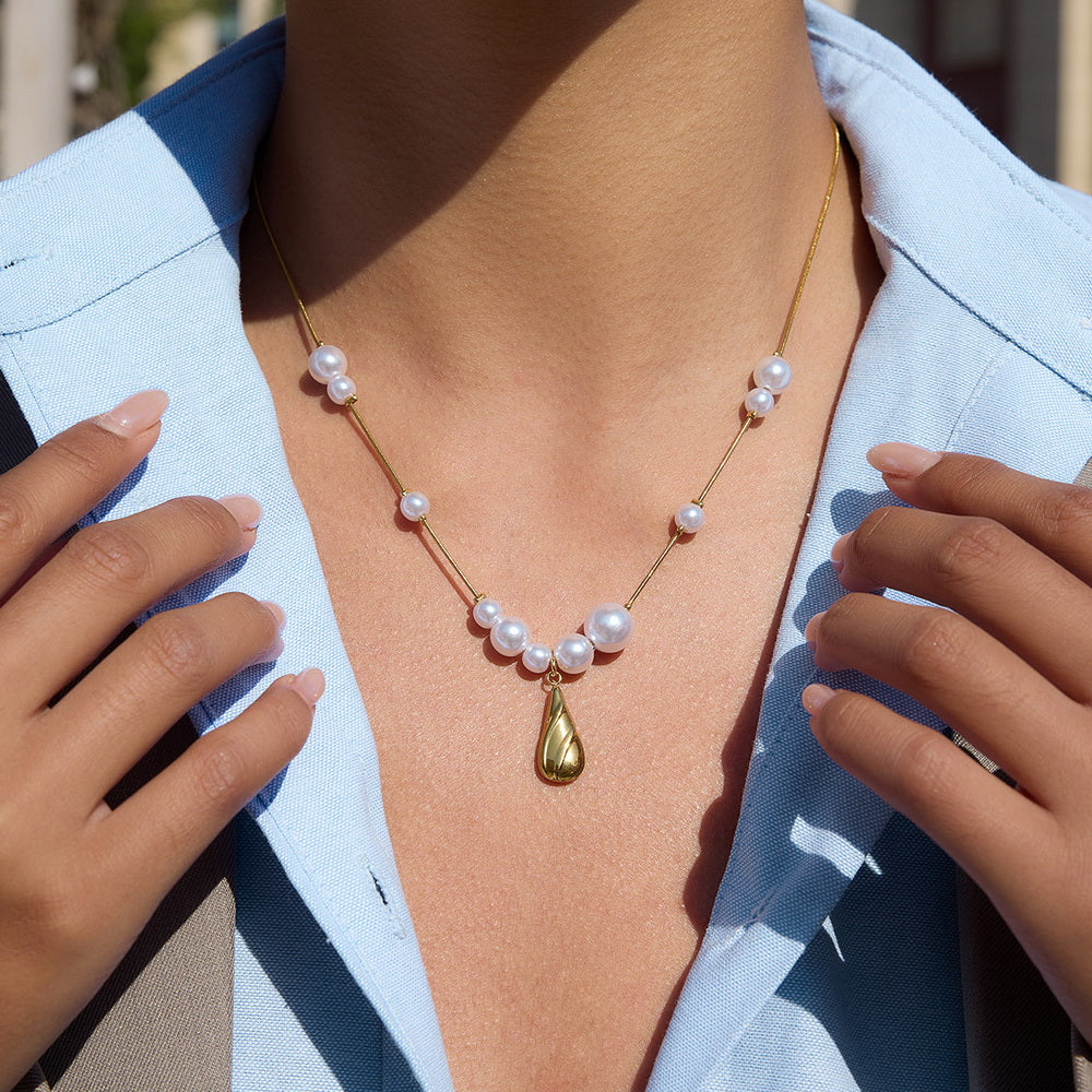 Stainless steel water drop pendant pearl imitation necklace