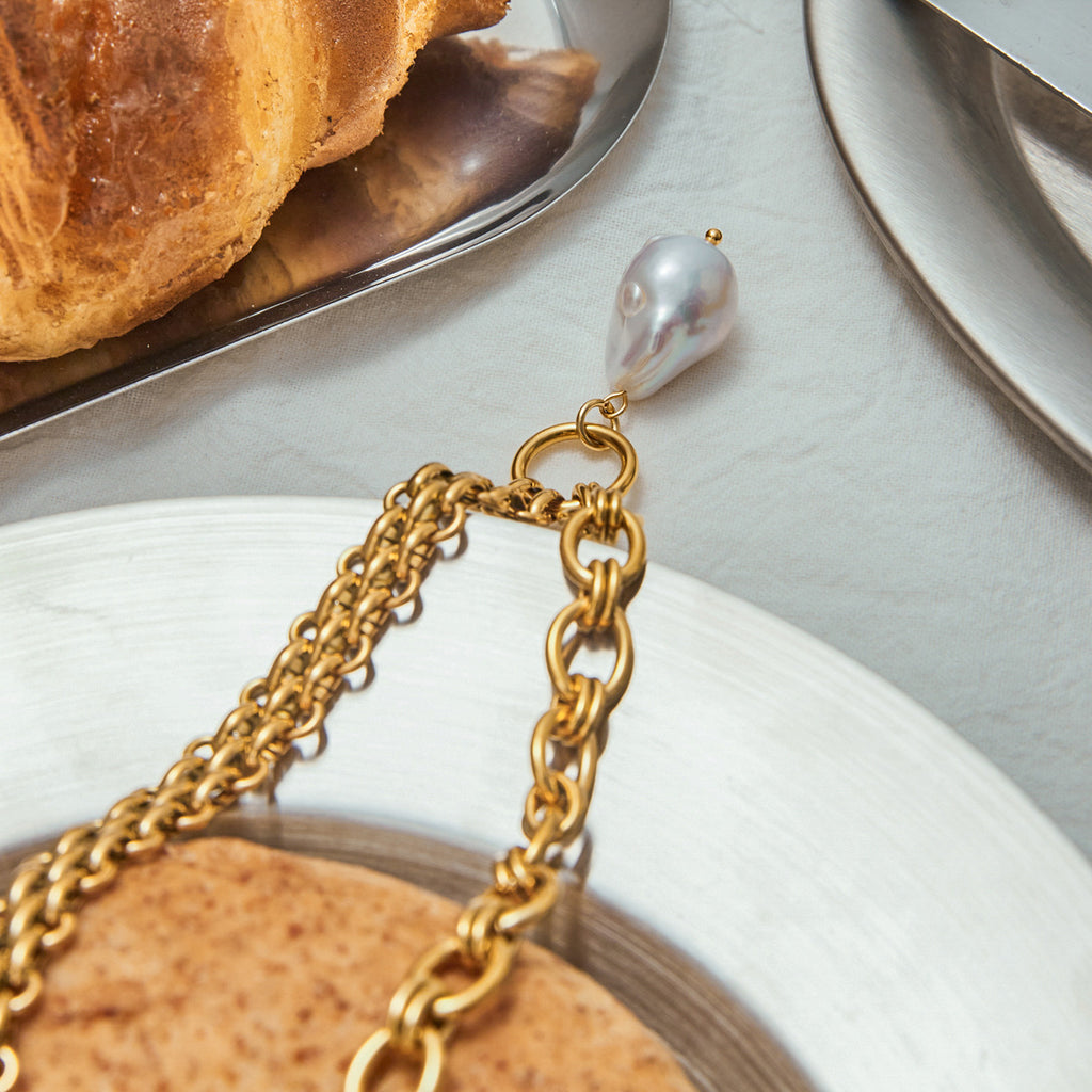 Stainless steel pearl pendant chain necklace